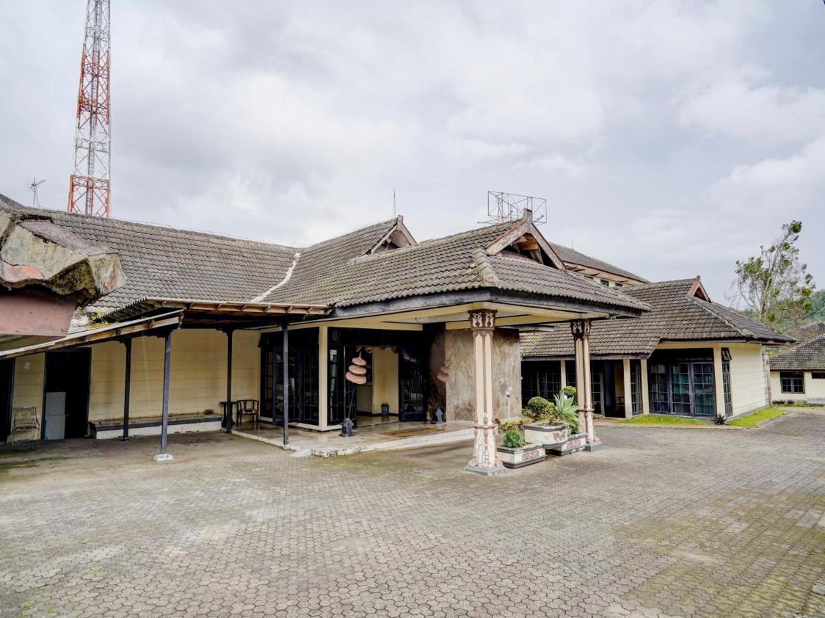 Hotel Mataram Cipanas Syariah Mitra Reddoorz Kültér fotó
